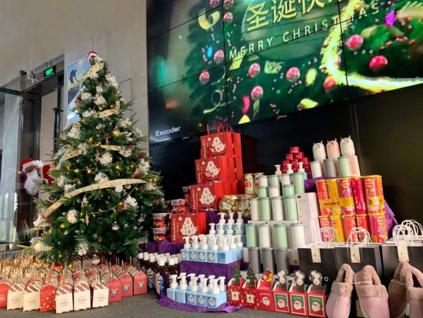 圣诞节| 感谢你的一路相伴,让美好在此刻诞生!