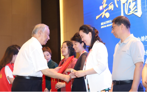 济南胎记血管瘤医院专家:暑期专项救助大会获曹荣桂副部长接见