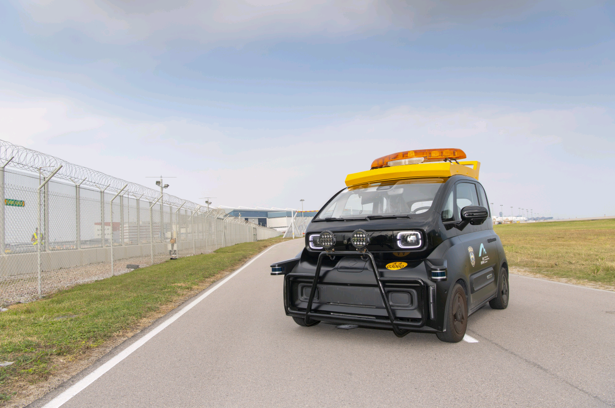 自动驾驶独角兽企业驭势科技助力香港国际机场落地首款无人驾驶巡逻车
