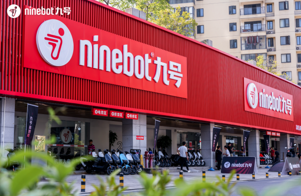 ninebot九号长沙超级旗舰店开业，1400㎡超大空间打造长沙新地标：骑妙出行，一起九号