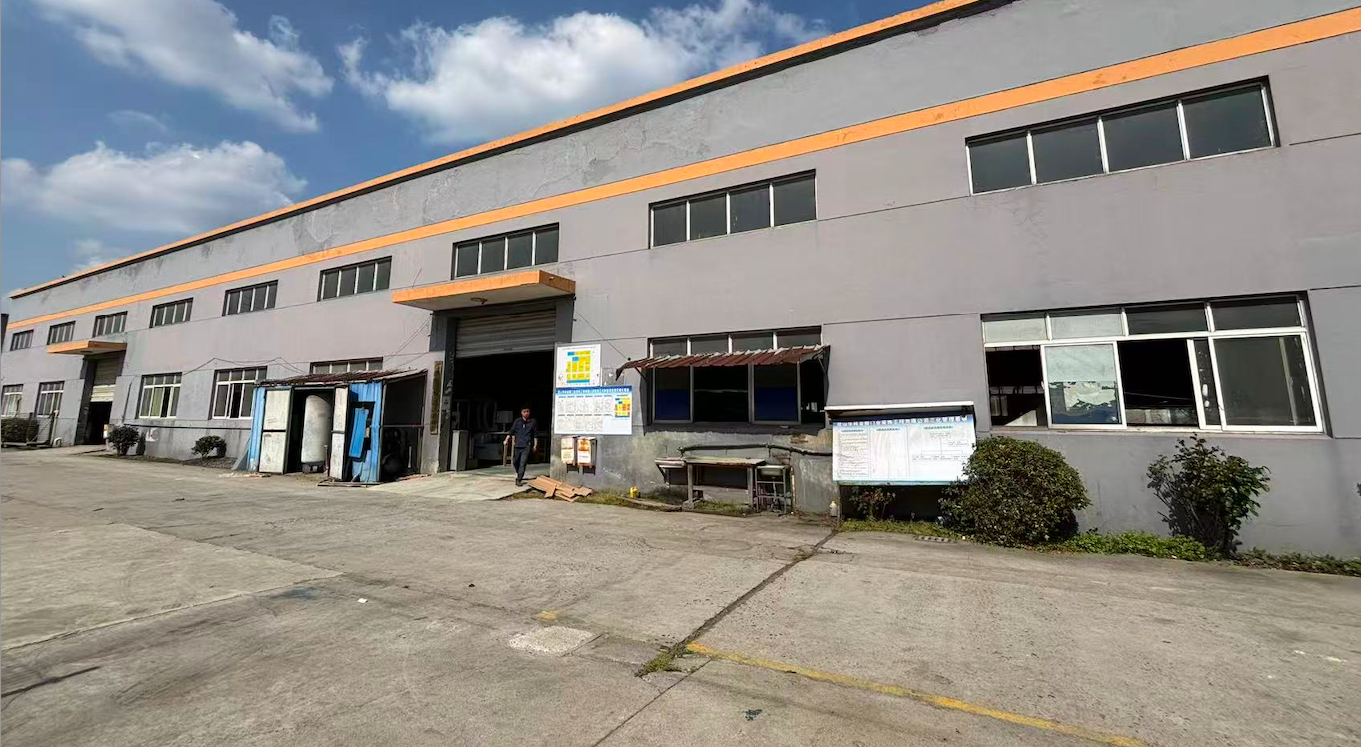 华林金蝶:昆山原木定制工厂二十年——3000+案例背后的品牌故事(图2)