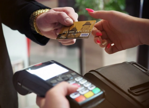 鴻泰鼎石認為信用卡業務降不良 要做好三項工作