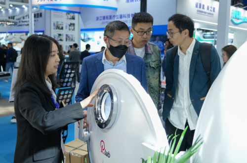 瑞健未来华丽展出89届中国国际医疗器械博览会，“时光梭”用创新书写抗衰新体验
