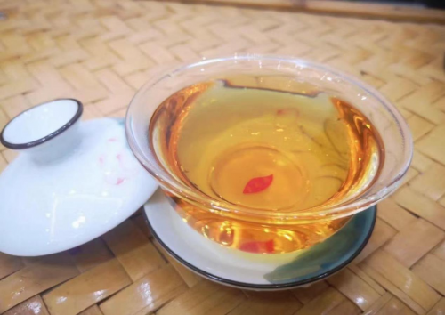 “泓景號”荒野白茶------来源于大自然的甘甜