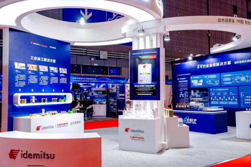 新能源养护选择，出光润滑油低粘节能科技守护新能源动力