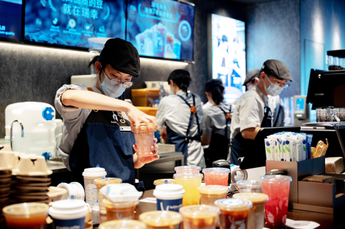 瑞幸咖啡新疆三地十店同开 持续深化国内市场门店网络布局