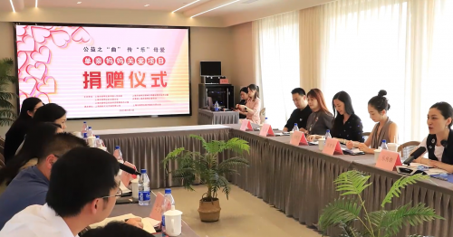 她是光，是妈妈，更是自己的主角——单身妈妈乐传曲的“独立”宣言