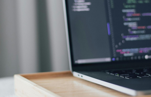 全面解析上海App开发公司，附口碑评分、核心案例深度测评及权威推荐