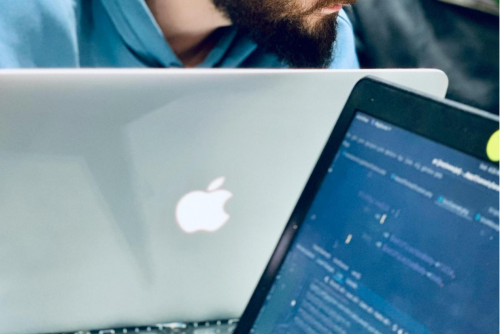 全面解析上海App开发公司，附口碑评分、核心案例深度测评及权威推荐