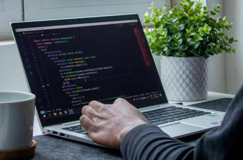 2025年度深圳App开发公司大盘点，哪家才是你的最佳之选：附口碑评分及合作指南