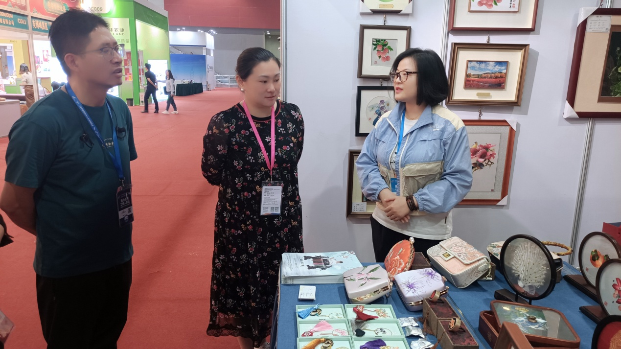 第十八届中国国际中小企业博览会老字号企业展圆满成功-都市魅力网