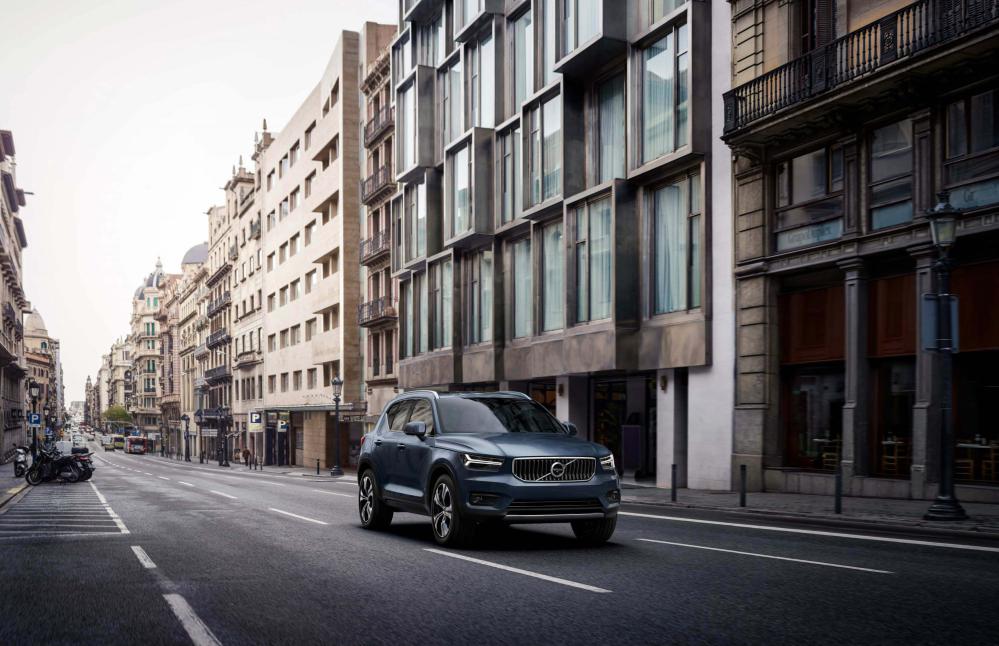 04_suv-xc40cma