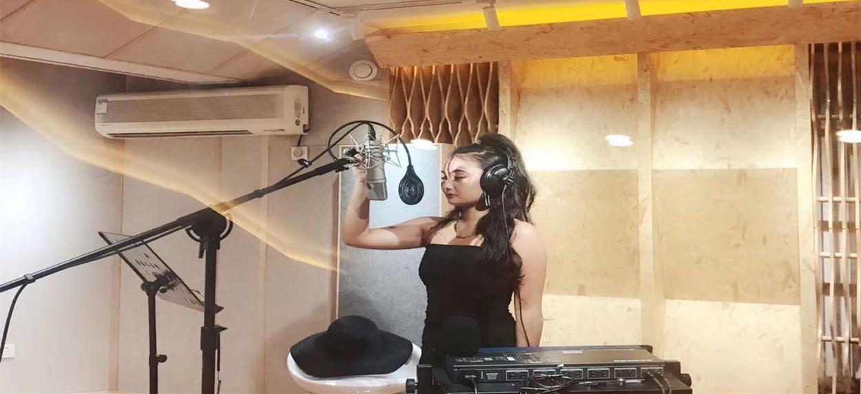 录音棚录音