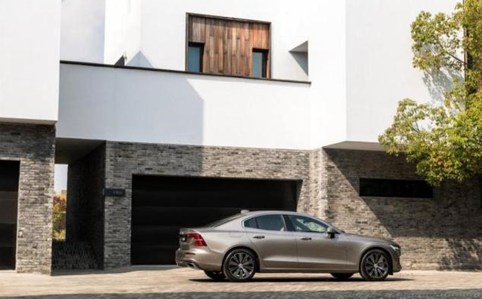 沃尔沃全新S60和奥迪A4L，你的选择是什么？