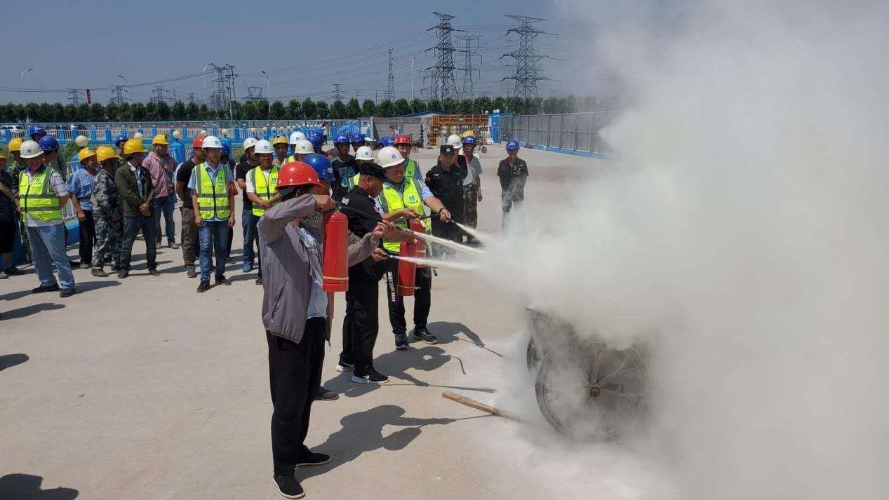中秋逢国庆： 八大处人祝祖国母亲生日快乐