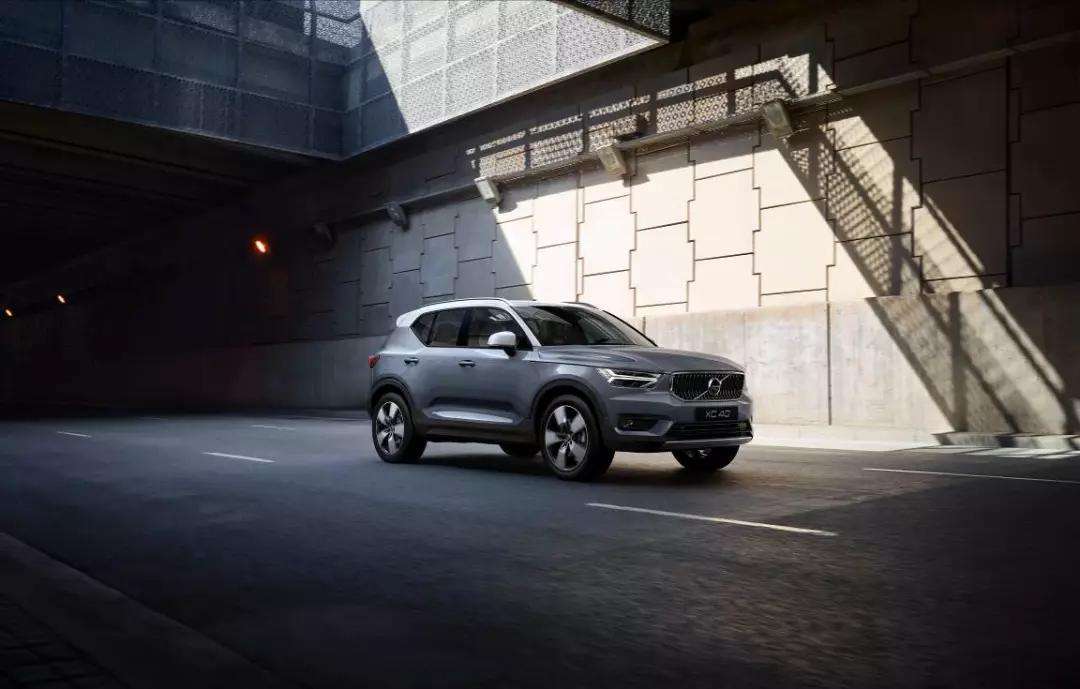 XC40 17