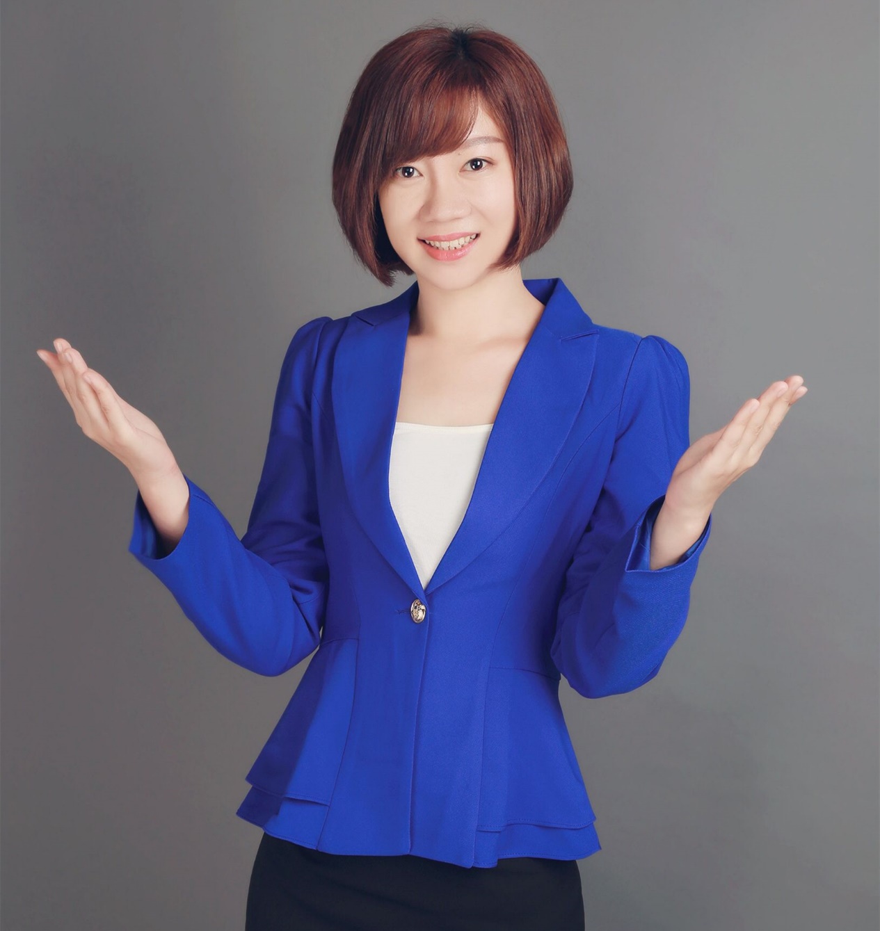 超级演说家育言学院朝阳校区成立，蓝玲玲用演说成就高素质精英