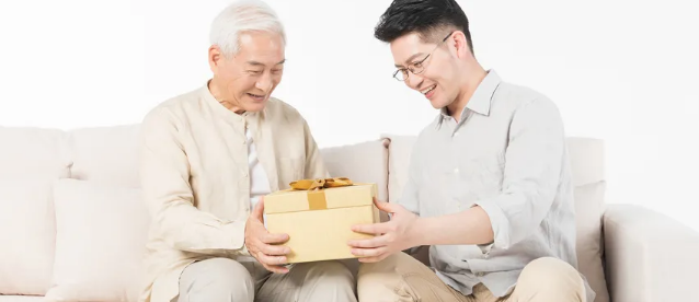 牛年春节迈宝赫颈椎枕呈热销趋势，一线白领选购送亲友