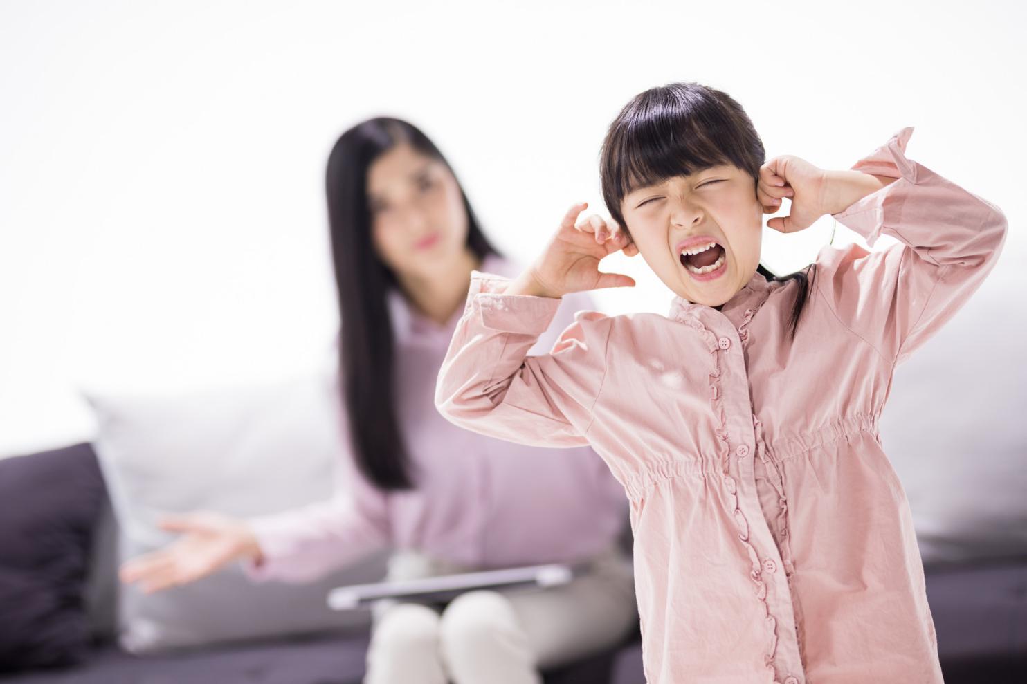 摄图网_500771754_banner_父母责备孩子（非企业商用）