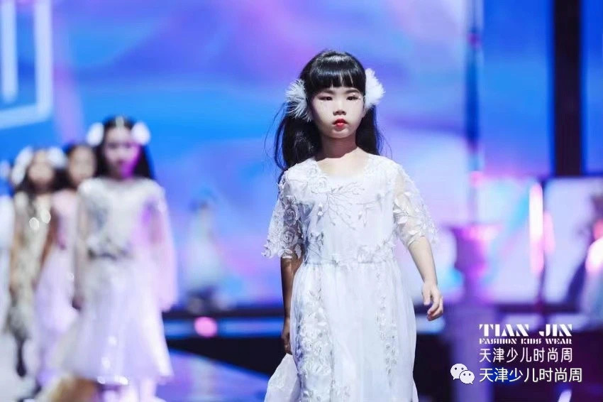 TIANJIN FASHION KIDS WEAR ELSA 飘飘欲仙 自然灵动