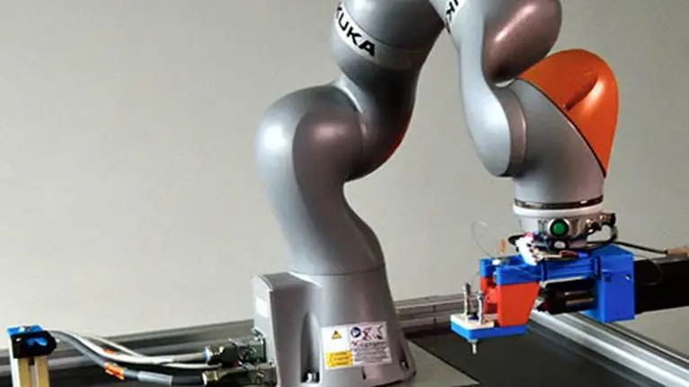 全国新冠疫苗接种近4.5亿剂次！战疫仍在继续，库卡提供全天病毒检验支援！