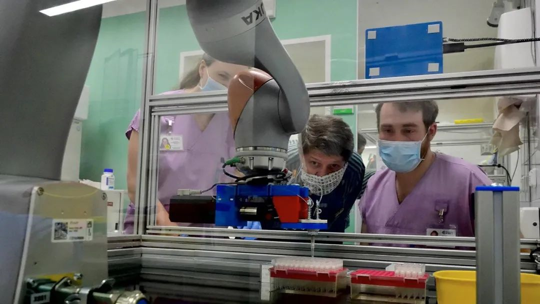 全国新冠疫苗接种近4.5亿剂次！战疫仍在继续，库卡提供全天病毒检验支援！