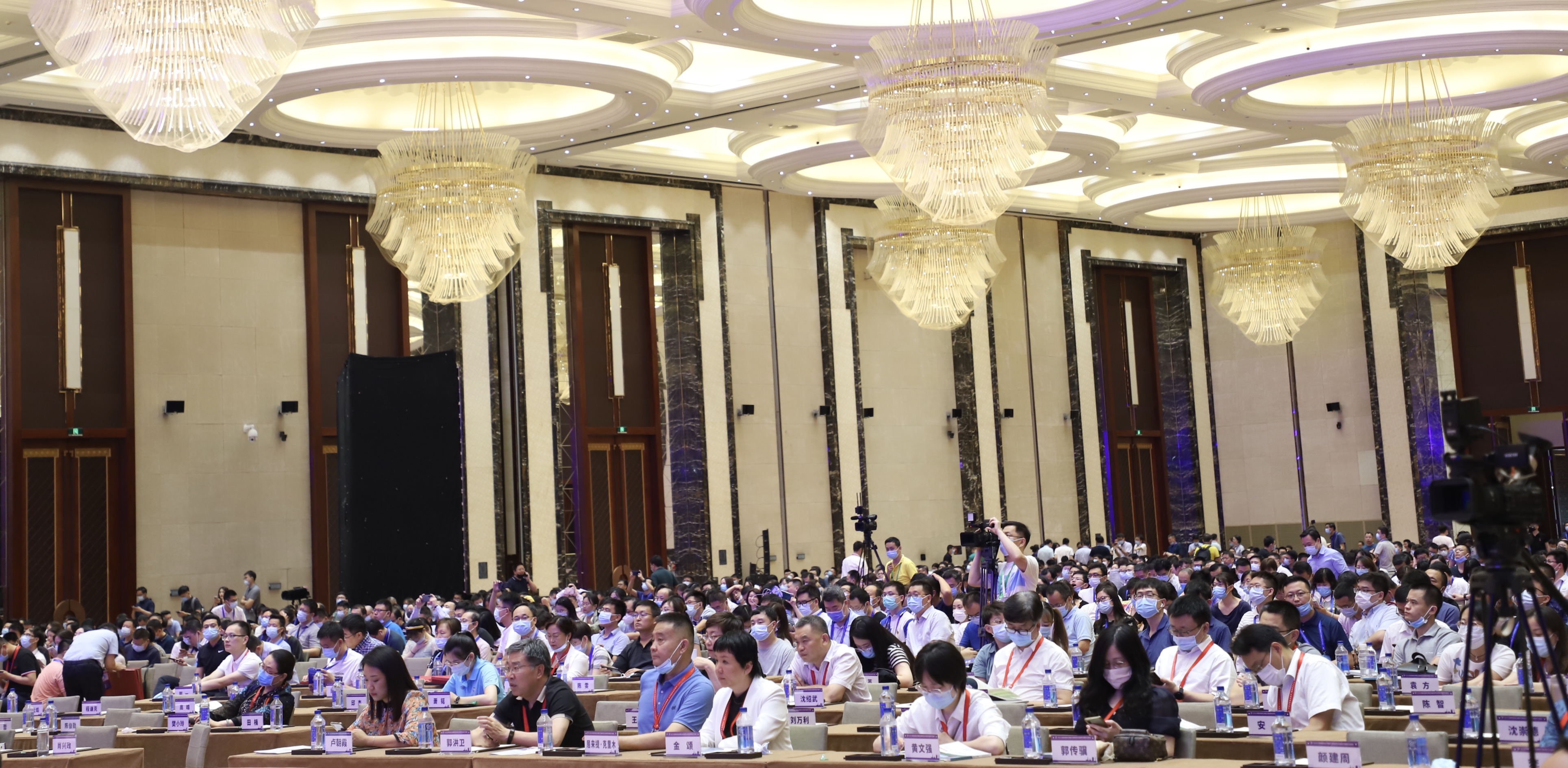 金颂会长受邀出席2021中国卫生信息技术/健康医疗大数据应用交流大会