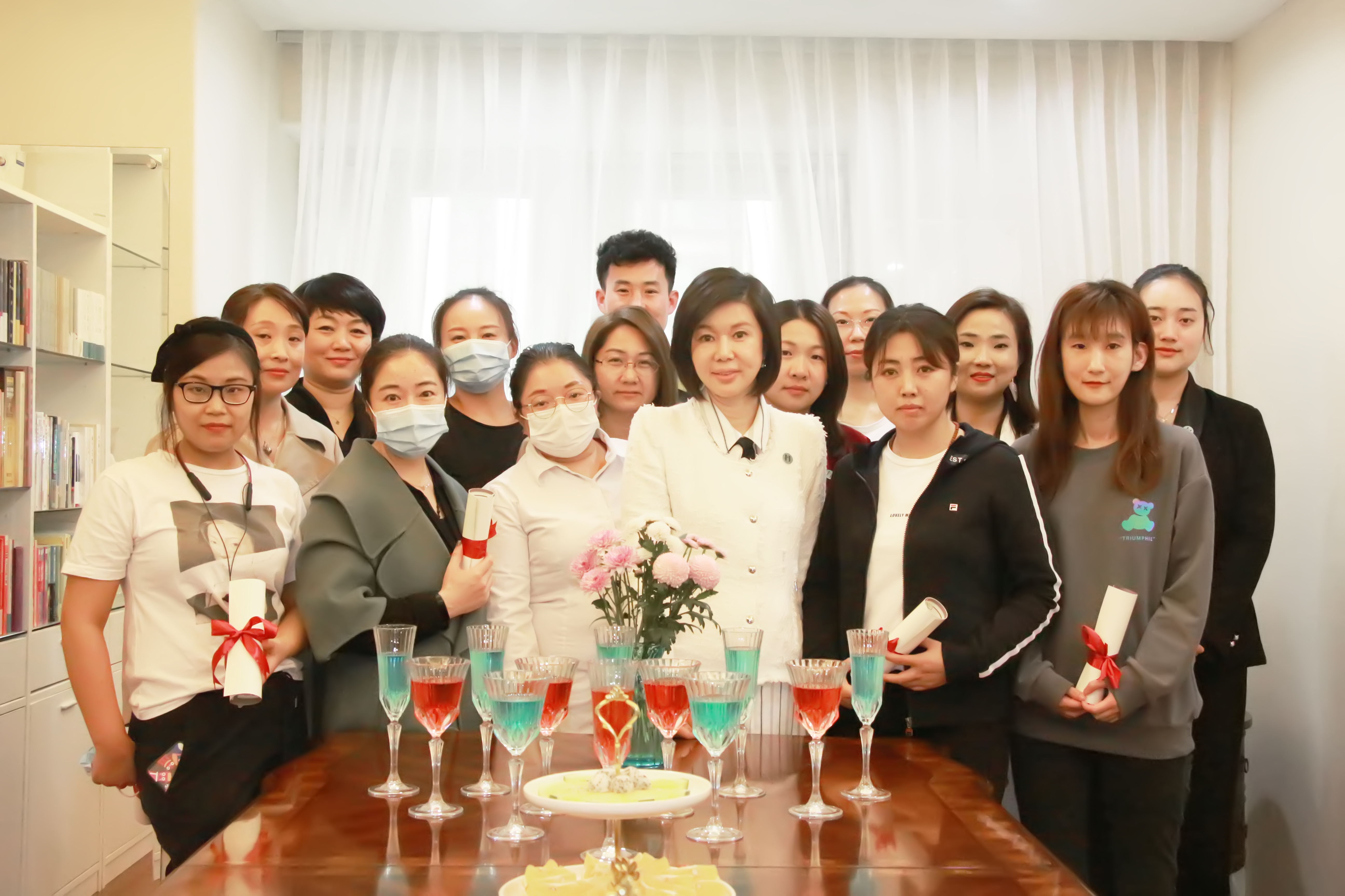 安安整理（北京）贸易服务有限公司创始人谈檀