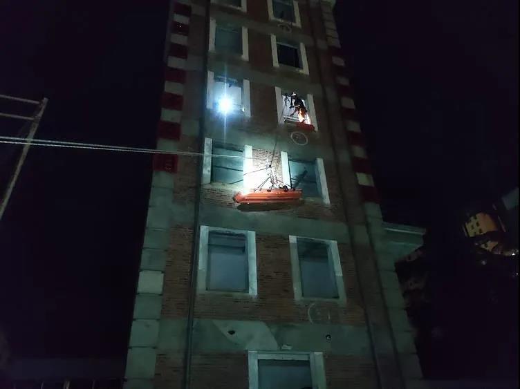 318ea1dd4609608d5da3a613d2eed52