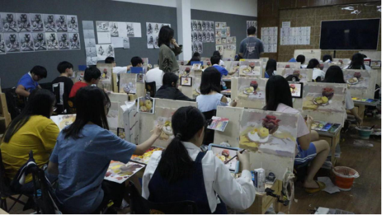 深圳知上艺术画室：难能可贵十八载，满腔热忱育英才