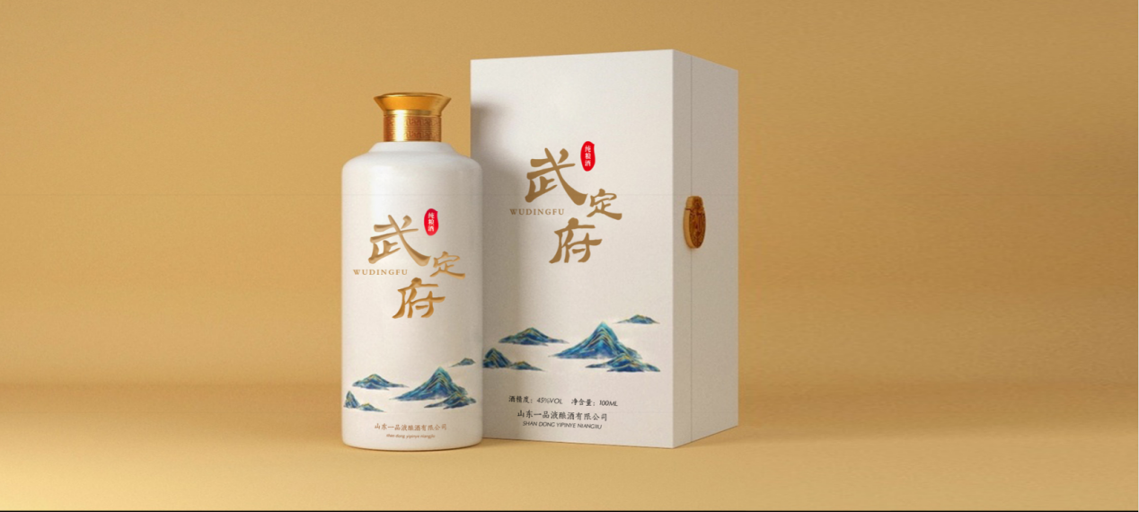 䶨