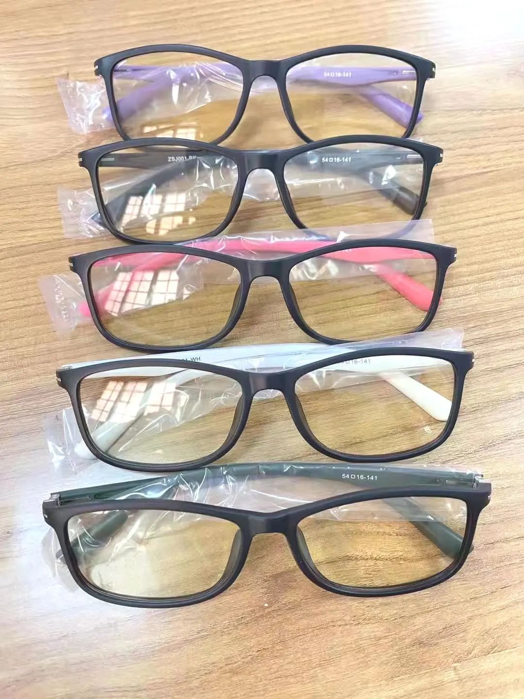 什么眼镜，越戴裸眼视力越好？