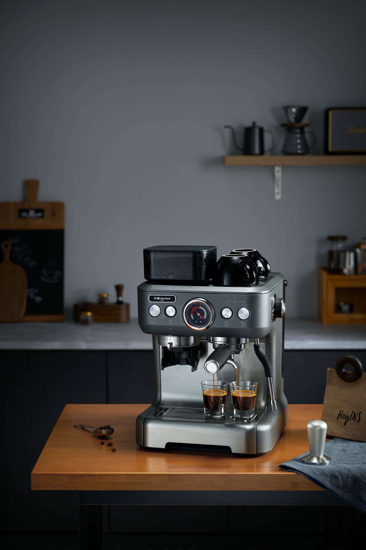 咖啡控在家自制星级咖啡，离不开东菱研磨一体咖啡机