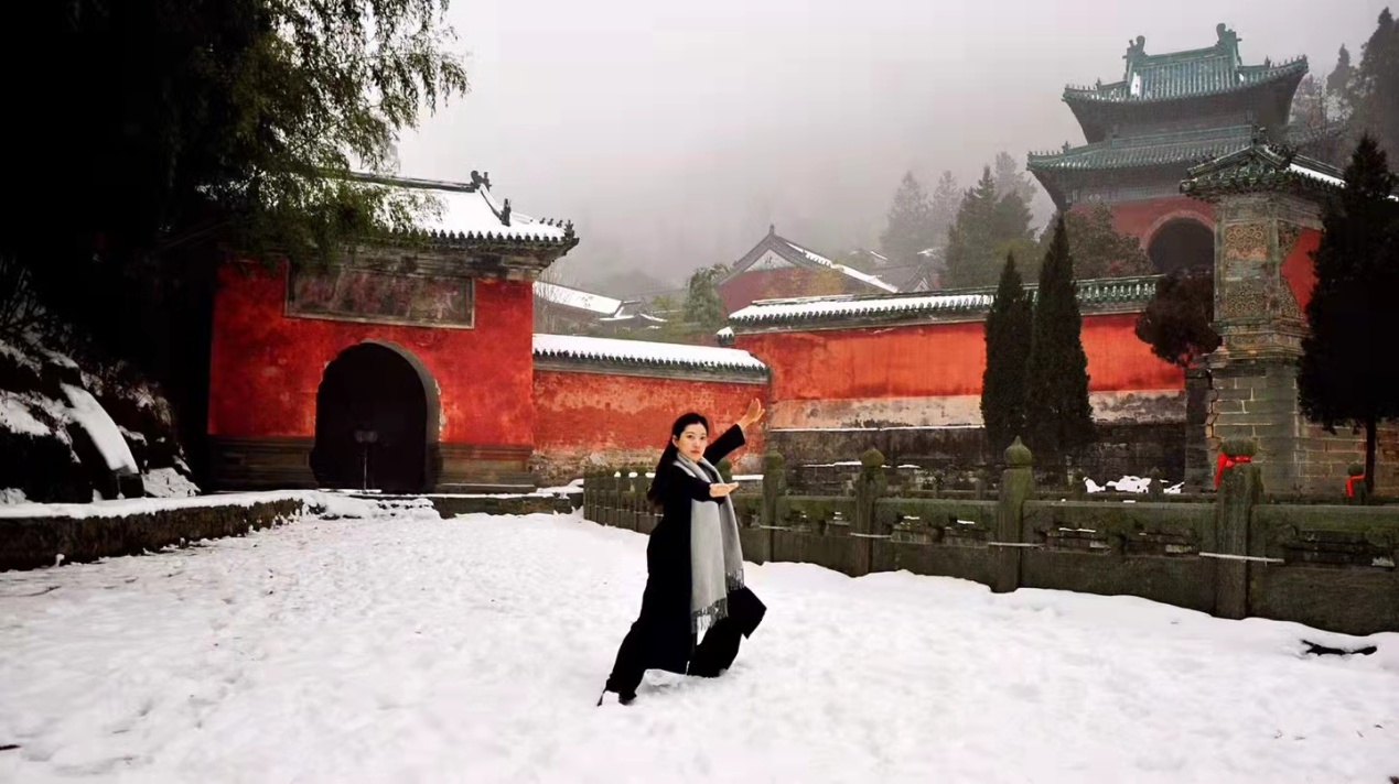 C:\Users\徐小丽\AppData\Local\Temp\WeChat Files\45409356bf41ac38d4c82ba39e78525.jpg
