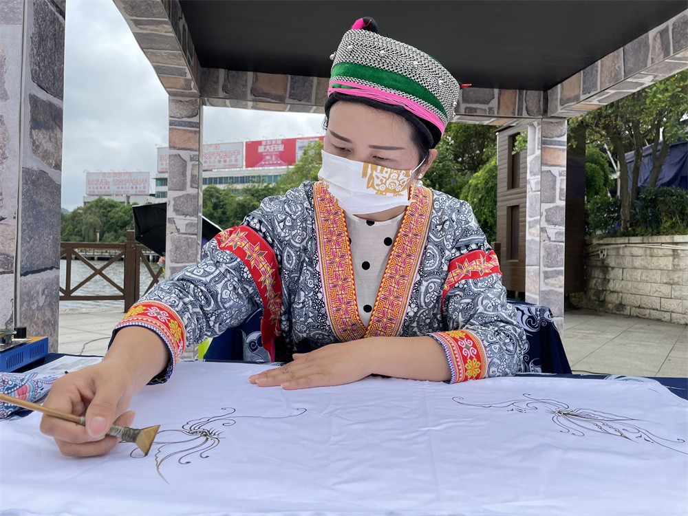 2022年文化和自然遗产日贵州省主会场活动开幕式在安顺举行