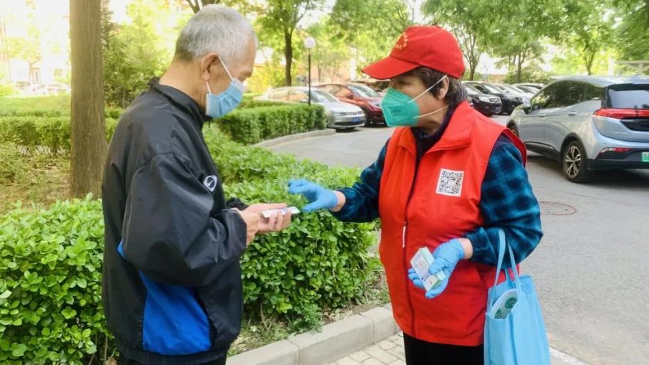抗疫在行动，易宝支付加强社区“防疫反诈”宣传工作