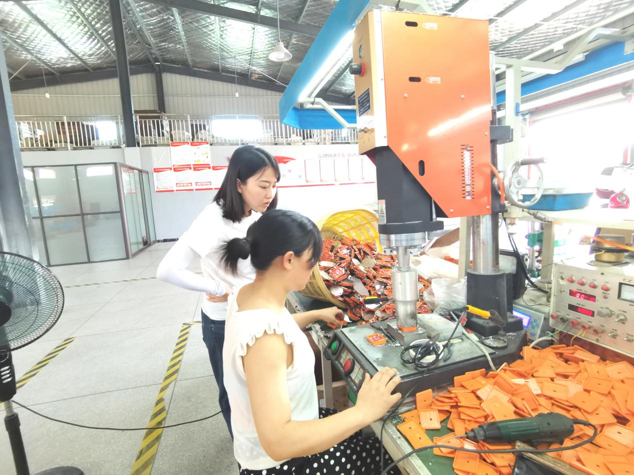 43dac3bbdd0573ac617b21cf7ca10b7