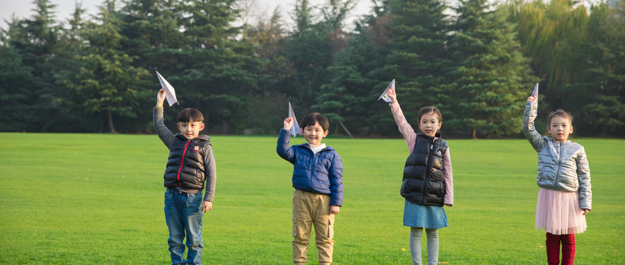 雅方家庭教育引导沉迷游戏的孩子有效