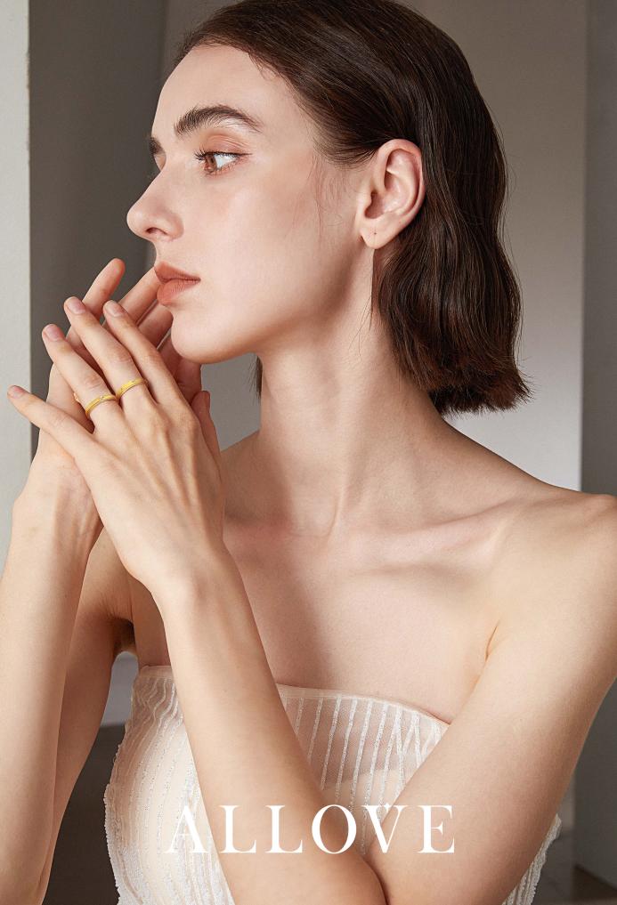 D:\工作！\执行3\合作中\ALLOVE*4.13\素材\20220914模特tu\05.jpg05