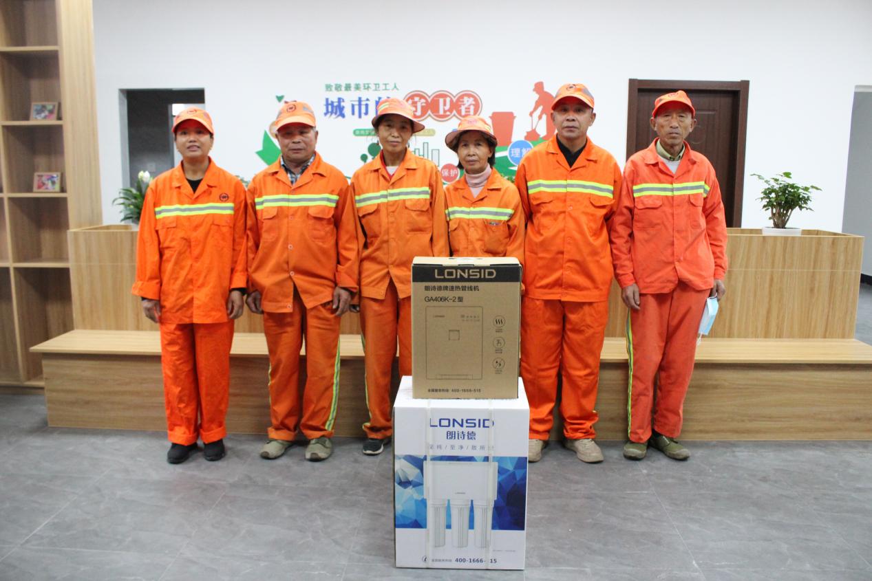 cf21caacf7d0080aaabc7ad9b2f19fb