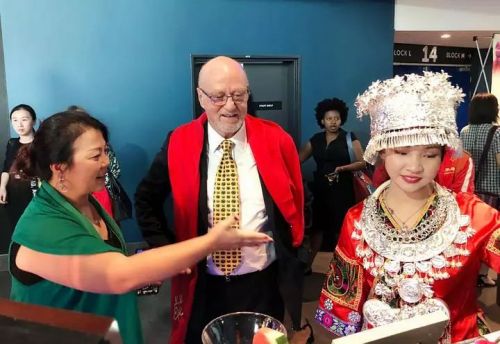 南非贵州商会会长袁瑛