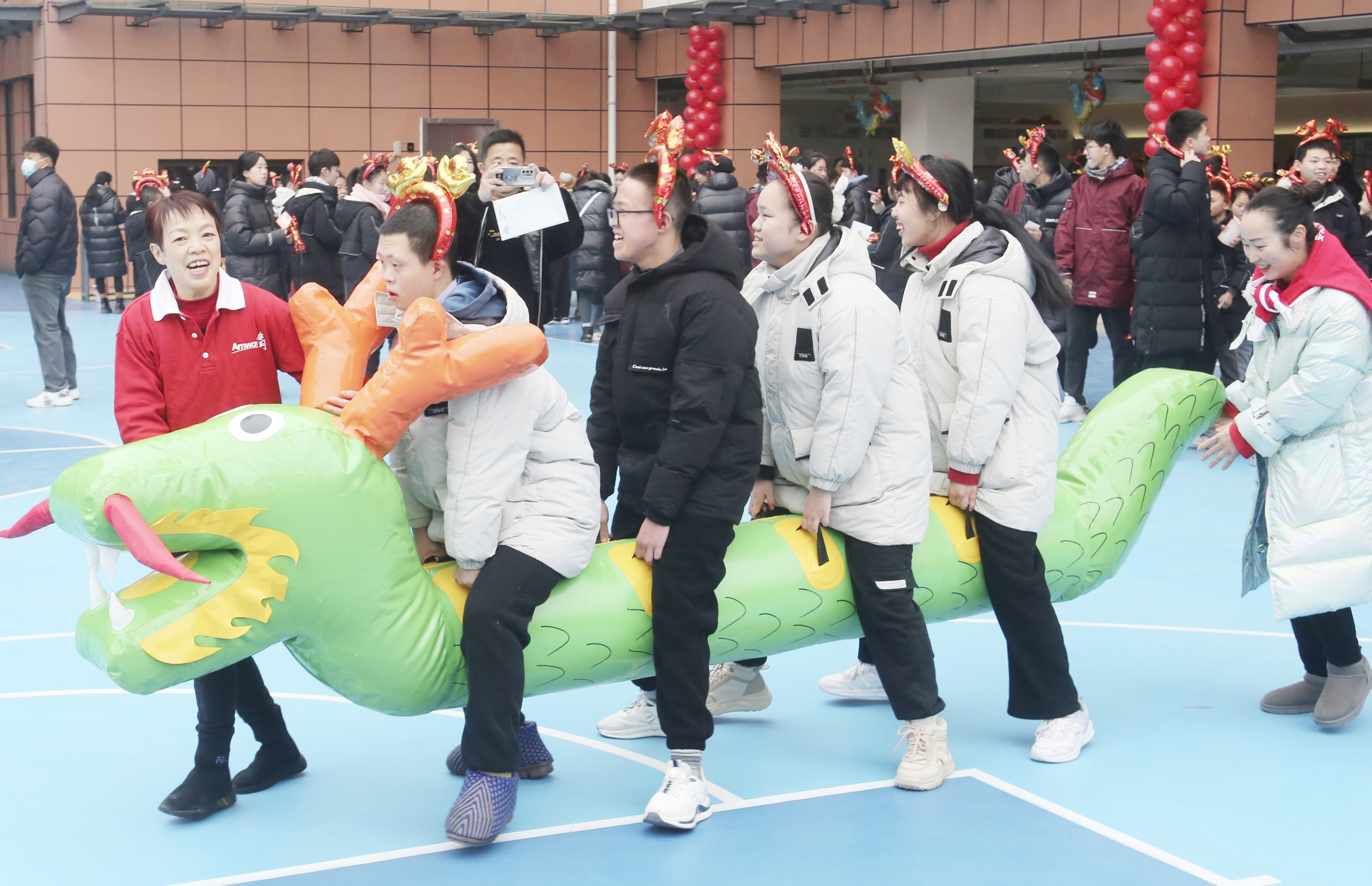 http://img.danews.cc/upload/images/20231229/42e56fe1dc20d4d19545cf62df6cd784.jpg