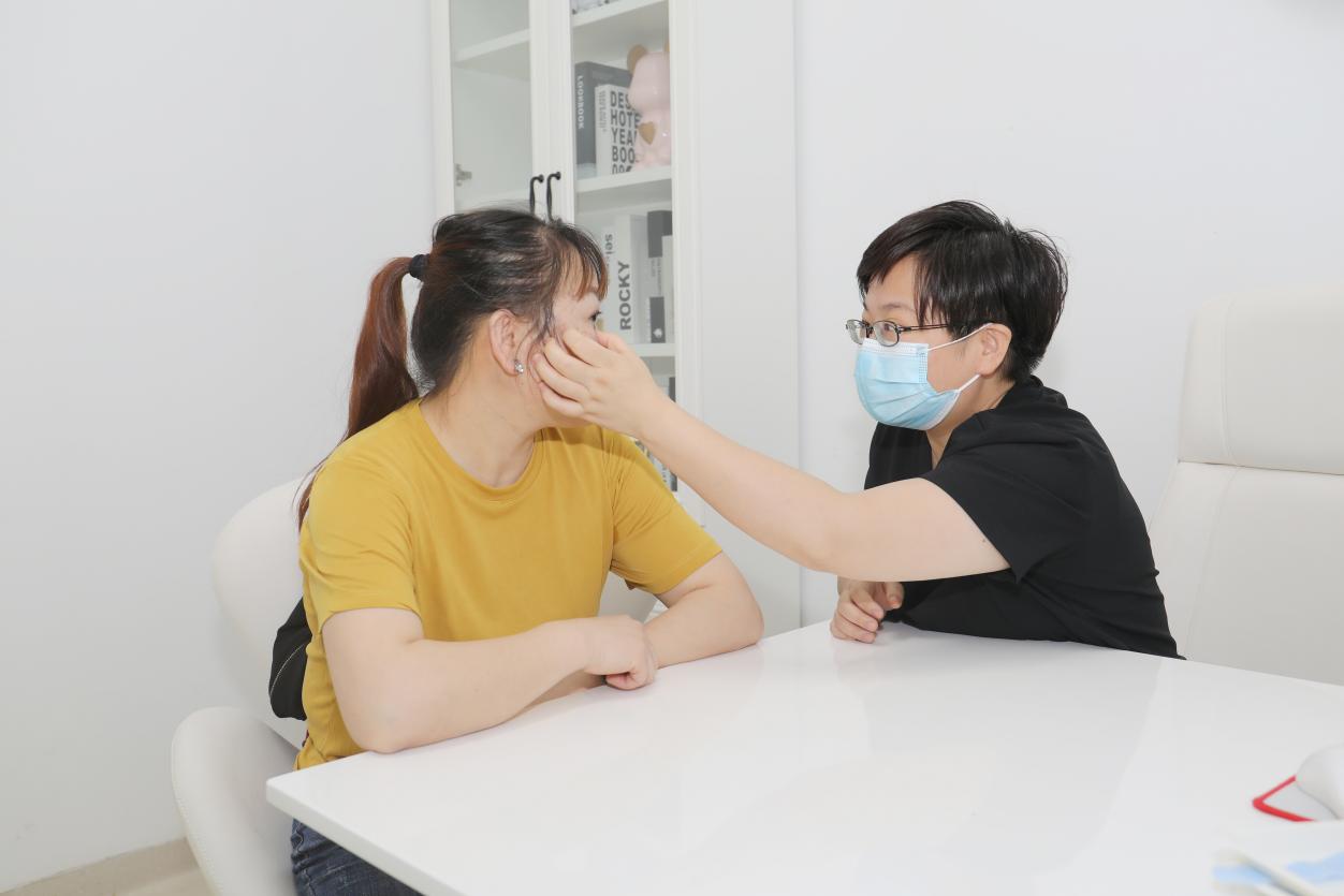 产后皮肤健康管理 听国际医学王延婷主任为你科普