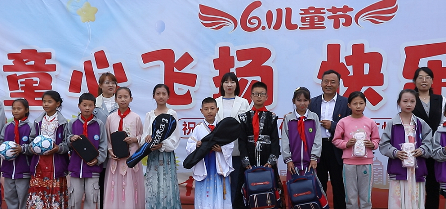 http://img.danews.cc/upload/images/20250604/13b7d85102892ea357bfde3adbbeb388.png