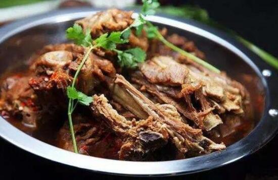 成都啃骨头酱骨火锅加盟费用总部条件