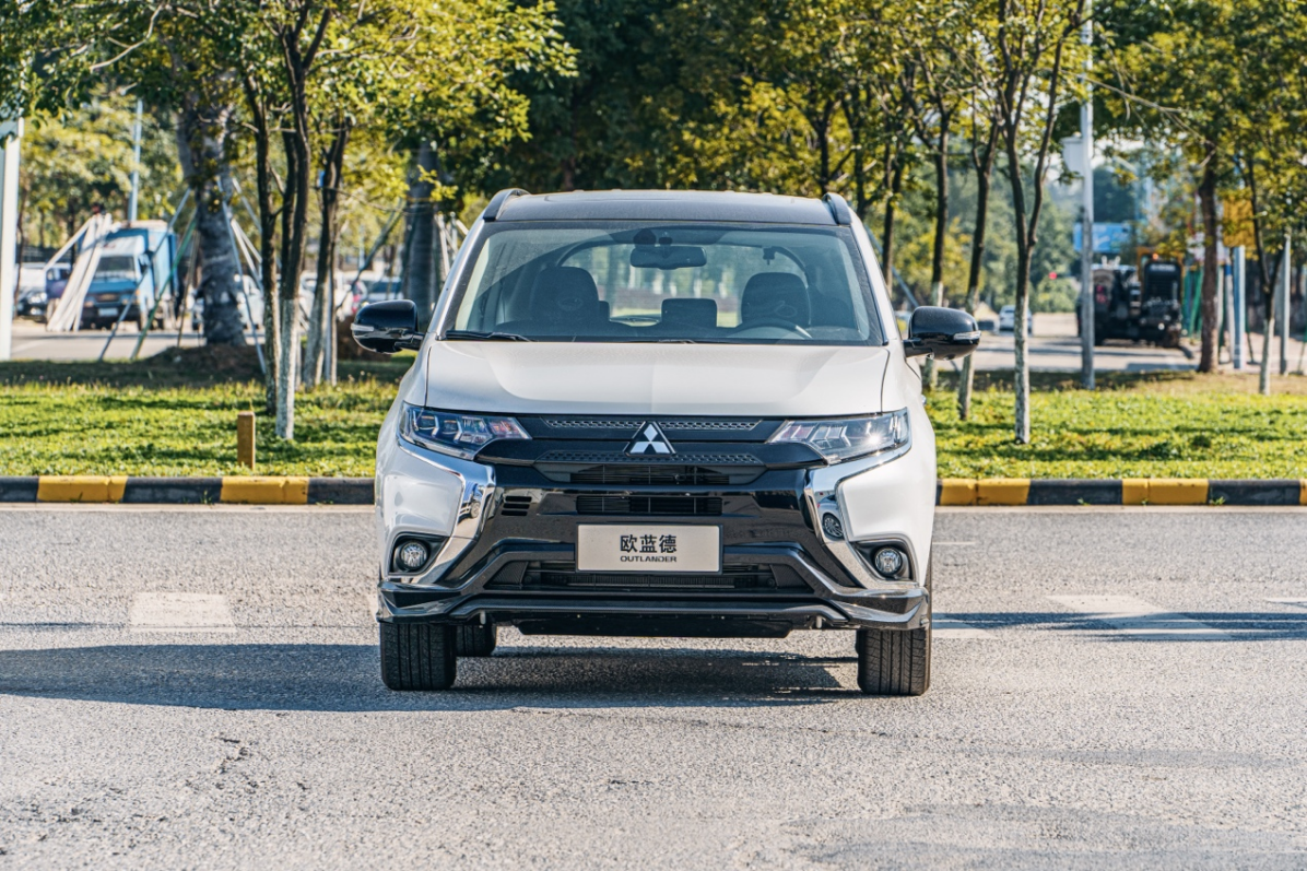 2021款欧蓝德曜动版焕新而来,双12正式预售!